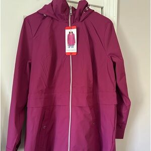 Ladies Burgundy lightweight zipper jacket